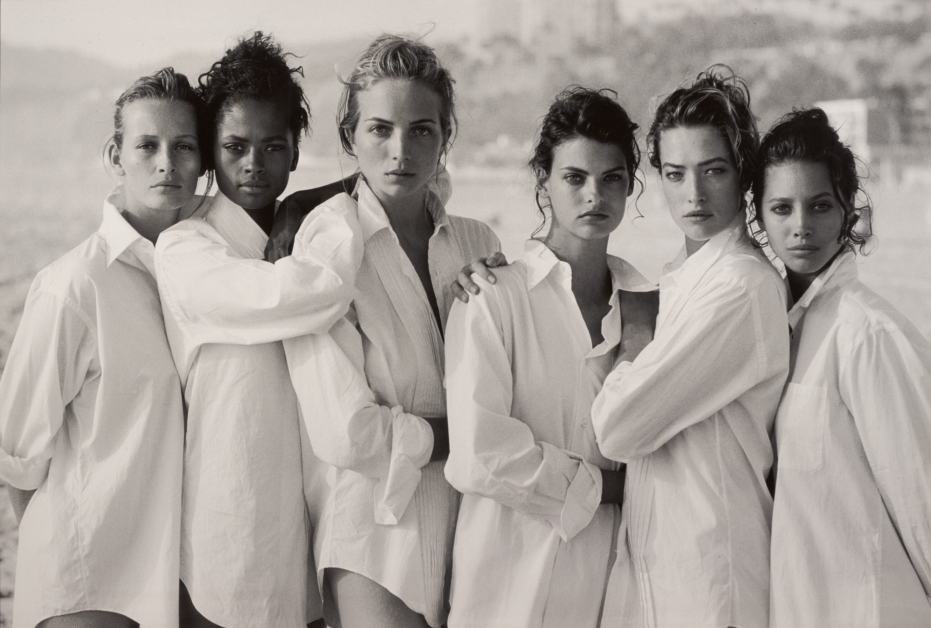 白衬衫与超级名模时代:Peter Lindbergh 的群像-多模态AI