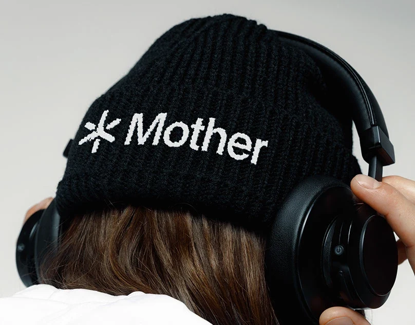 Behance 设计精选 | Mother — Branding-多模态AI