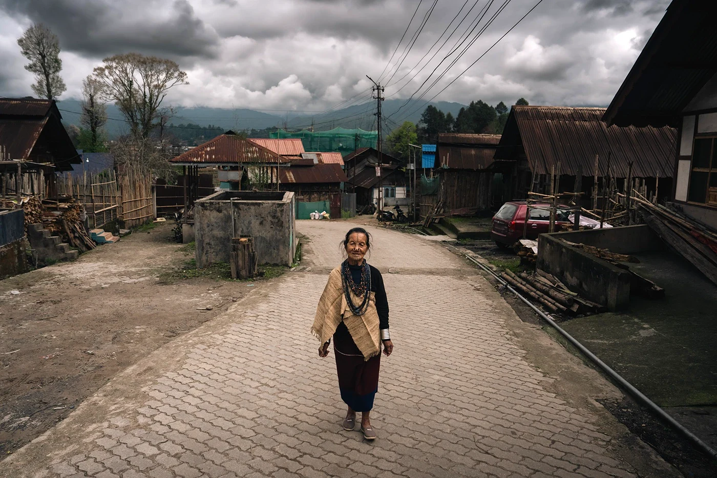 Behance 设计精选 | The Apatani Tribe: The Beauty they Chose to Hide-多模态AI