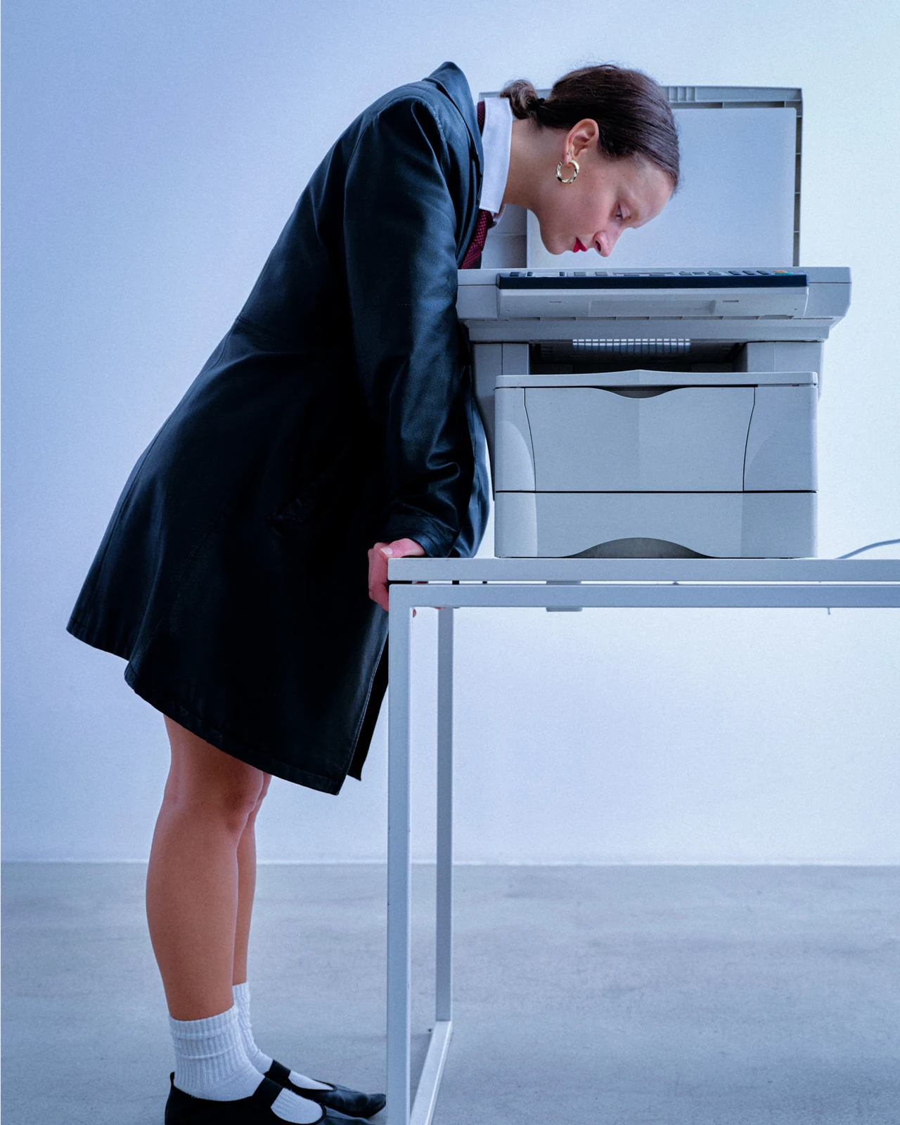 Behance 设计精选 | Inside Job - Officewear-多模态AI
