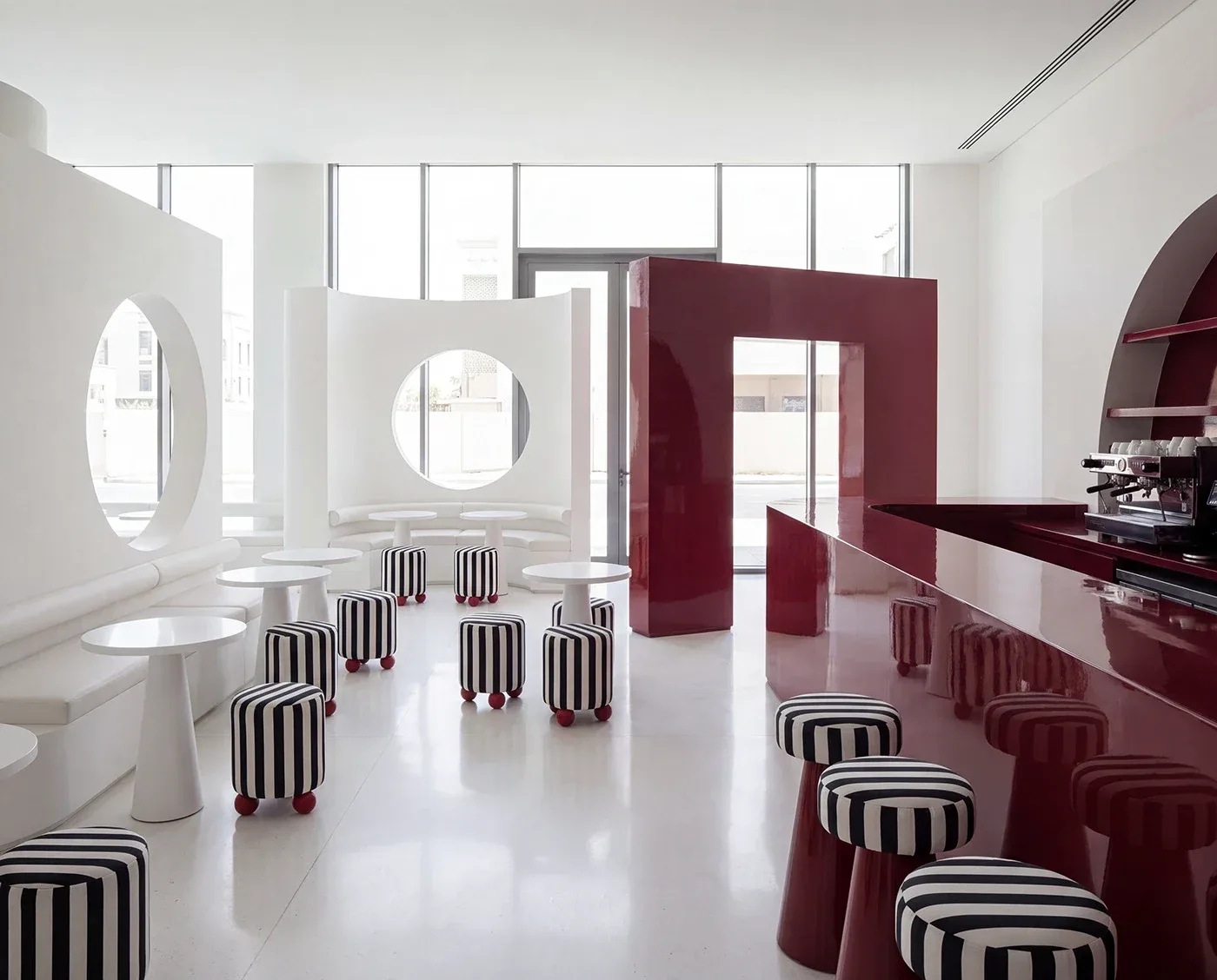 Behance 设计精选 | Forma | Cafe-多模态AI