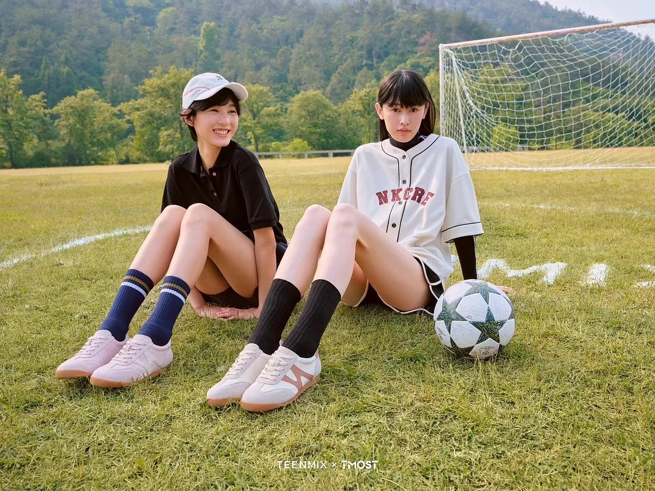 站酷设计精选 | 山野间的青春步履 | 天美意德训鞋草坪运动大片-多模态AI