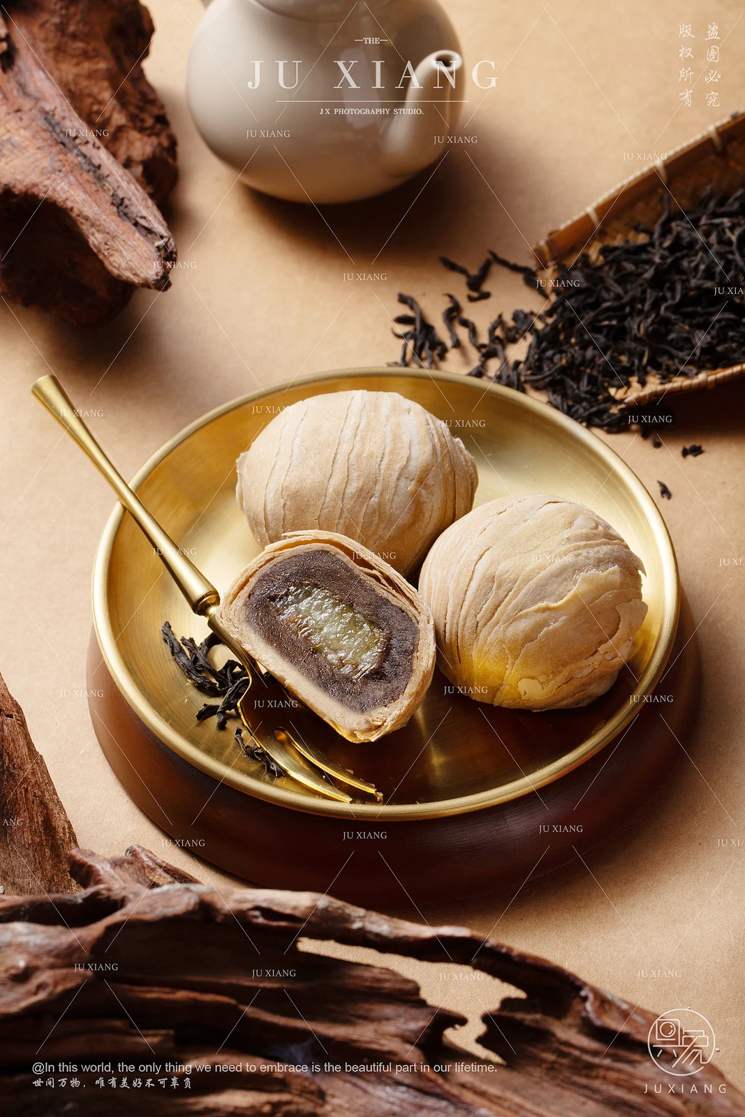 站酷设计精选 | 星球酥月饼拍摄案例-多模态AI