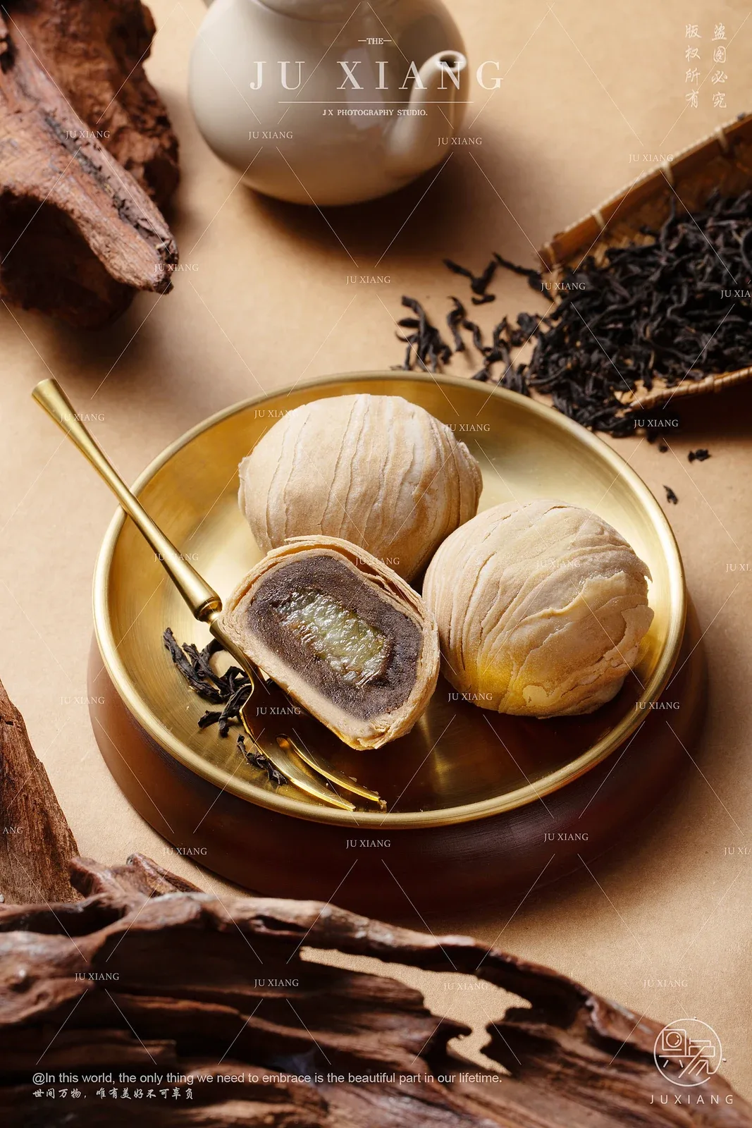 站酷设计精选 | 星球酥月饼拍摄案例-多模态AI