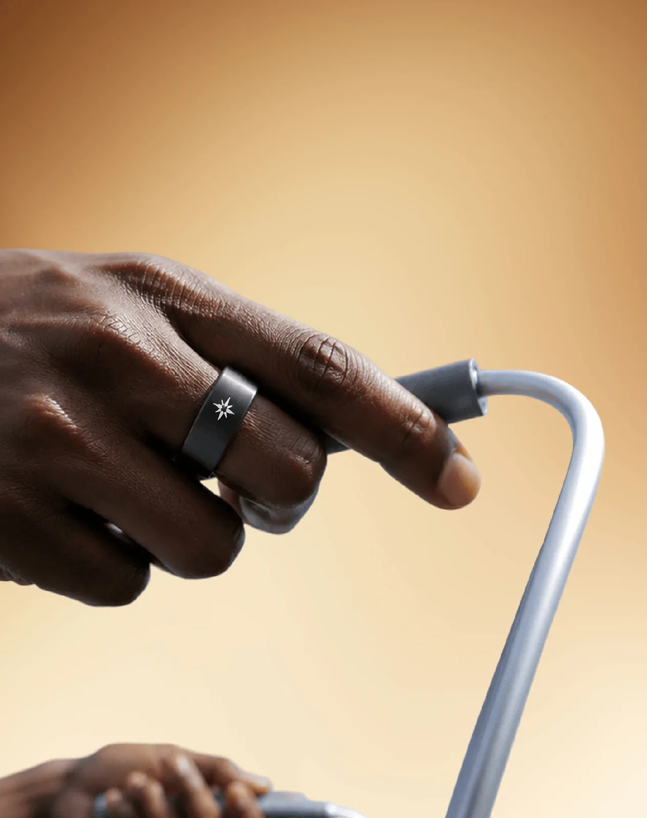 Behance 设计精选 | Nova | AI Smart Ring | UI/UX & 3D Design-多模态AI