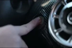 户外汽车主题片在动态叙事与画面稳定性上的优缺点分析