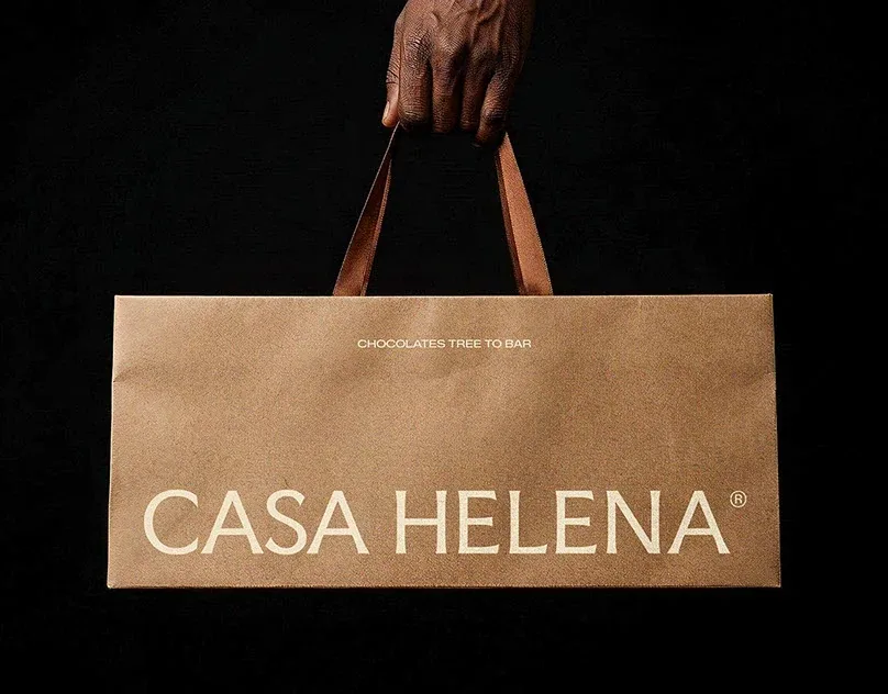 Behance 设计精选 | Casa Helena | Chocolates Tree to bar-多模态AI