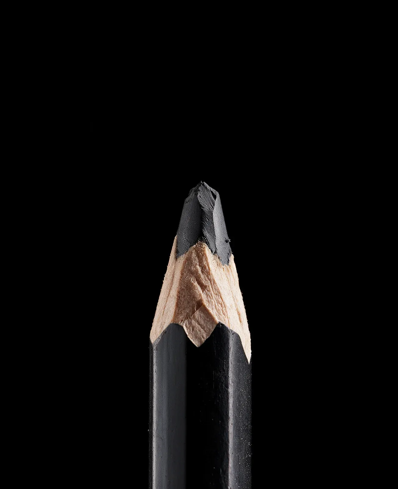 Behance 设计精选 | Black Paper-多模态AI